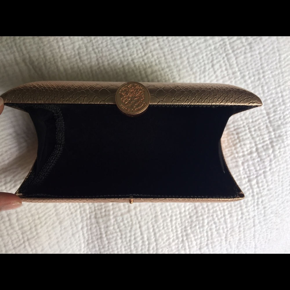 Vince Camuto gold Clutch - Picture 3 of 4
